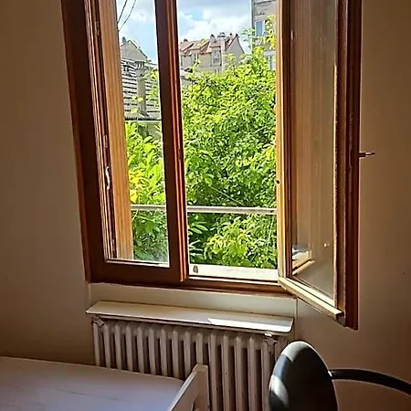 Maison D'hote Hostel La Courneuve